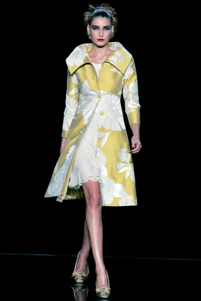Look 13
